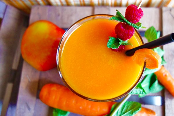 bebida detox de naranja y jengibre